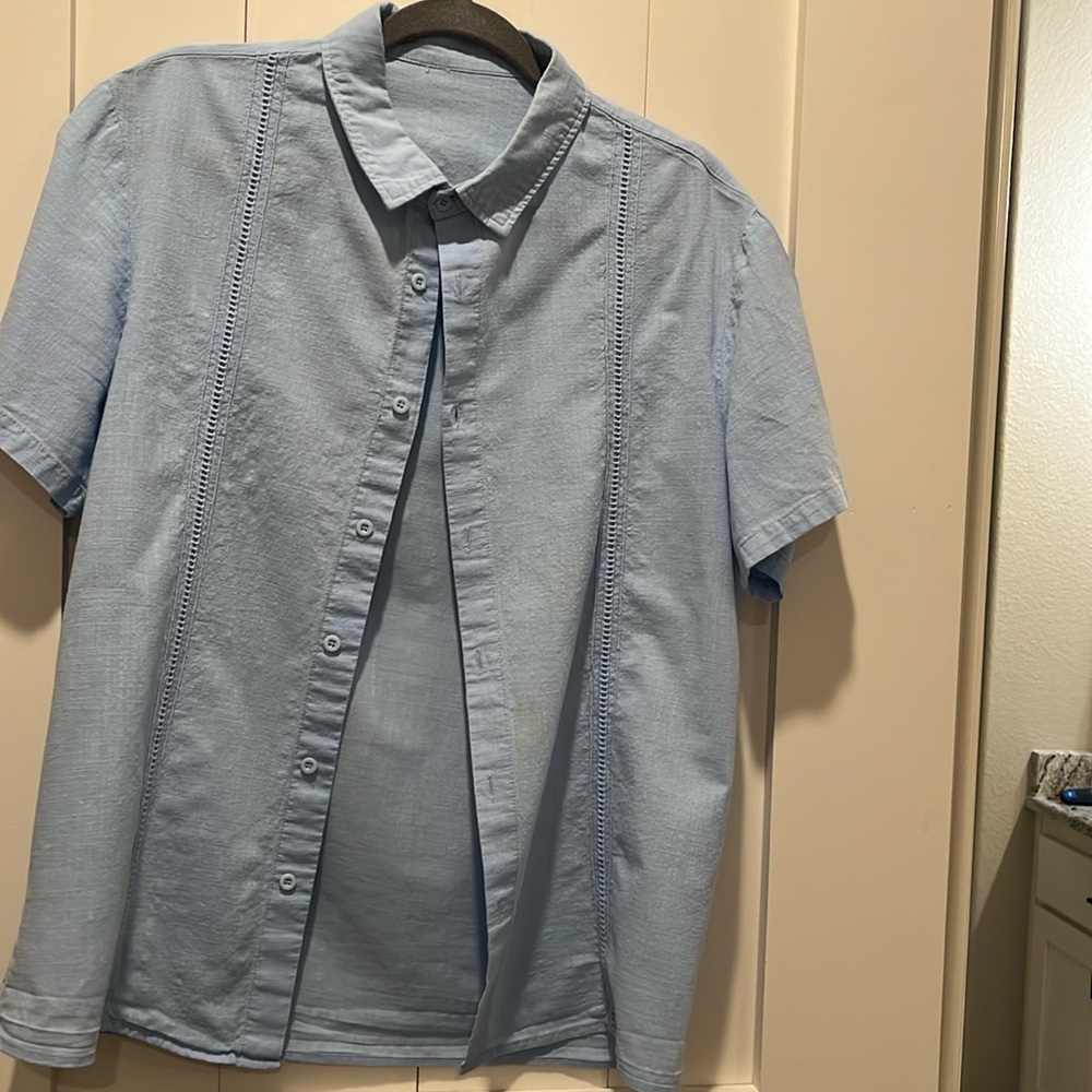 Men’s blue button down